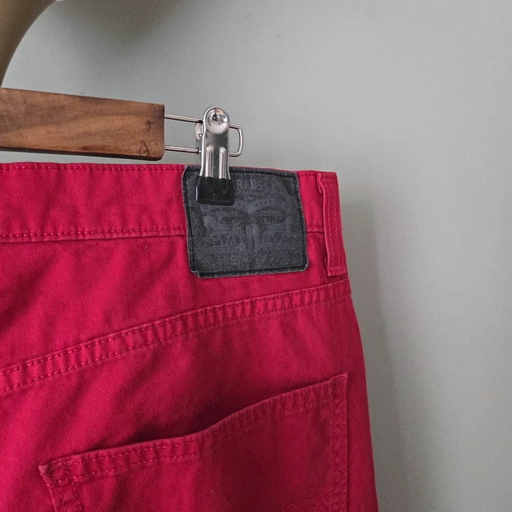 Men 569 Levi Strauss & Co sz 36 Red